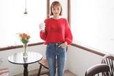 Tủ đồ mùa lạnh không thể thiếu áo len, nhưng để diện đẹp các nàng phải đọc bài viết này! Tủ đồ mùa lạnh không thể thiếu áo len, nhưng để diện đẹp các nàng phải đọc bài viết này!