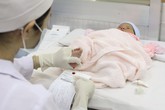 Sàng lọc trước sinh và sơ sinh: “Chìa khóa” nâng cao chất lượng dân số Sàng lọc trước sinh và sơ sinh: “Chìa khóa” nâng cao chất lượng dân số