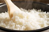 6 sai lầm khiến cơm mất hết chất dinh dưỡng khi nấu nồi cơm điện 6 sai lầm khiến cơm mất hết chất dinh dưỡng khi nấu nồi cơm điện