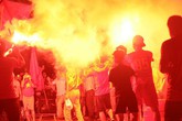 Công an TP. Hà Nội kiên quyết chống đua xe, đốt pháo sáng tại trận Việt Nam gặp Malaysia Công an TP. Hà Nội kiên quyết chống đua xe, đốt pháo sáng tại trận Việt Nam gặp Malaysia