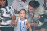 Hoàng gia "có biến": Thái tử Charles chỉ trích bố mẹ Kate Hoàng gia "có biến": Thái tử Charles chỉ trích bố mẹ Kate