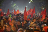 Hàng triệu người dân Việt xuống đường mừng chiến thắng 3-0 của U22 Hàng triệu người dân Việt xuống đường mừng chiến thắng 3-0 của U22