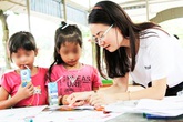 Quan tâm trẻ bị ảnh hưởng bởi HIV/AIDS Quan tâm trẻ bị ảnh hưởng bởi HIV/AIDS