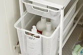 6 bước để sắp xếp tủ lưu trữ dưới bồn rửa phòng tắm nhanh gọn và ngắn nắp bất ngờ 6 bước để sắp xếp tủ lưu trữ dưới bồn rửa phòng tắm nhanh gọn và ngắn nắp bất ngờ