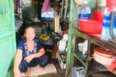 Người phụ nữ Sài Gòn một thời sống giàu có, cuối đời ở căn nhà 2m2 Người phụ nữ Sài Gòn một thời sống giàu có, cuối đời ở căn nhà 2m2