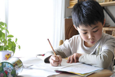 Cậu bé lớp 4 ước ao lấy được cô vợ hiền lành, nghe tới lý do mới thật bá đạo Cậu bé lớp 4 ước ao lấy được cô vợ hiền lành, nghe tới lý do mới thật bá đạo