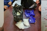 Phi vụ "đánh quả" bất thành của người đàn bà có tiền án về tội danh liên quan đến ma túy Phi vụ "đánh quả" bất thành của người đàn bà có tiền án về tội danh liên quan đến ma túy