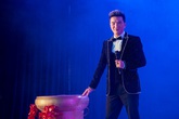 Đàm Vĩnh Hưng: '2019 là năm tuổi nên nhiều sóng gió' Đàm Vĩnh Hưng: '2019 là năm tuổi nên nhiều sóng gió'