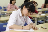 Hoa mắt vì các trường đại học tuyển sinh kiểu “trăm hoa đua nở” Hoa mắt vì các trường đại học tuyển sinh kiểu “trăm hoa đua nở”