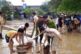 Hướng dẫn xử lý nước và vệ sinh môi trường trong mùa bão lụt Hướng dẫn xử lý nước và vệ sinh môi trường trong mùa bão lụt