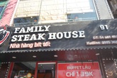 Bất ngờ yêu cầu đóng cửa với nhà hàng bít tết Family Steak House vì vi phạm hàng loạt quy định an toàn thực phẩm Bất ngờ yêu cầu đóng cửa với nhà hàng bít tết Family Steak House vì vi phạm hàng loạt quy định an toàn thực phẩm