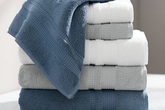 Bao lâu bạn phải giặt khăn tắm một lần? Câu trả lời sẽ khiến bạn không dám lười biếng nữa Bao lâu bạn phải giặt khăn tắm một lần? Câu trả lời sẽ khiến bạn không dám lười biếng nữa