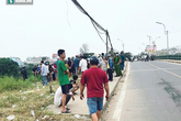 Đang đi trên cầu ở Sài Gòn, người dân tá hỏa phát hiện xác người trôi sông Đang đi trên cầu ở Sài Gòn, người dân tá hỏa phát hiện xác người trôi sông