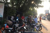 Người chồng chết trong tư thế treo cổ sau khi cãi nhau với vợ Người chồng chết trong tư thế treo cổ sau khi cãi nhau với vợ