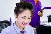 Khách đổ xô tới ngân hàng, nhân viên 'không có cả thời gian uống nước' Khách đổ xô tới ngân hàng, nhân viên 'không có cả thời gian uống nước'
