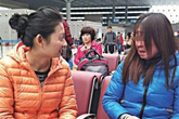 Cô gái trẻ biến thành bà lão chỉ sau một đêm Cô gái trẻ biến thành bà lão chỉ sau một đêm