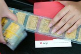 Giá vàng "nhảy múa" chóng mặt trước ngày Vía Thần Tài Giá vàng "nhảy múa" chóng mặt trước ngày Vía Thần Tài