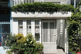 Sài Gòn: Biến nhà cấp 4 thành mái ấm 2 tầng xinh đẹp tràn ngập ánh nắng và cây xanh Sài Gòn: Biến nhà cấp 4 thành mái ấm 2 tầng xinh đẹp tràn ngập ánh nắng và cây xanh