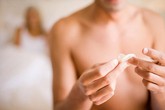 Nguyên nhân và hướng xử trí đúng cách khi rách bao cao su Nguyên nhân và hướng xử trí đúng cách khi rách bao cao su