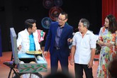Tấn Beo tiết lộ ký ức nghèo bán kẹo kéo 20 năm trước Tấn Beo tiết lộ ký ức nghèo bán kẹo kéo 20 năm trước