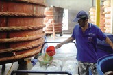Dự thảo quy phạm sản xuất nước mắm: Ồn ã “tiếng bấc tiếng chì” Dự thảo quy phạm sản xuất nước mắm: Ồn ã “tiếng bấc tiếng chì”