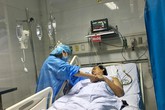 KỲ TÍCH: Lần đầu tiên chia đôi lá gan nam thanh niên chết não để cứu 2 người khác KỲ TÍCH: Lần đầu tiên chia đôi lá gan nam thanh niên chết não để cứu 2 người khác
