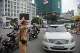 Đồng loạt ra quân xử lý xe vi phạm: Hà Nội phát hiện hàng nghìn trường hợp sai phạm trong tuần đầu ra quân Đồng loạt ra quân xử lý xe vi phạm: Hà Nội phát hiện hàng nghìn trường hợp sai phạm trong tuần đầu ra quân