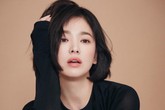 Động thái đầu tiên của Song Hye Kyo sau tin đồn ngoại tình: Đăng ảnh na ná cô bạn thân 'tiểu tam' là có ý gì? Động thái đầu tiên của Song Hye Kyo sau tin đồn ngoại tình: Đăng ảnh na ná cô bạn thân 'tiểu tam' là có ý gì?