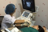 Thiếu nữ 17 tuổi được hút khối u xơ tuyến vú 7 cm không “dao kéo” Thiếu nữ 17 tuổi được hút khối u xơ tuyến vú 7 cm không “dao kéo”