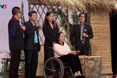 Nước mắt của diễn viên tật nguyền khi gặp lại Hồng Ánh sau 20 năm Nước mắt của diễn viên tật nguyền khi gặp lại Hồng Ánh sau 20 năm