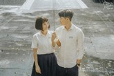 'Hoàng Oanh vừa trong sáng nữ sinh, vừa mặn mà phụ nữ' 'Hoàng Oanh vừa trong sáng nữ sinh, vừa mặn mà phụ nữ'