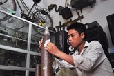 Thăm “bảo tàng” 3.000 kỷ vật kháng chiến của thầy giáo 8x Thăm “bảo tàng” 3.000 kỷ vật kháng chiến của thầy giáo 8x