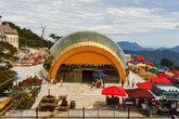 Cuồng nhiệt vũ hội, say men bia Đức chính hiệu, “Oktoberfest phiên bản Bà Nà” ngập tràn hứng khởi Cuồng nhiệt vũ hội, say men bia Đức chính hiệu, “Oktoberfest phiên bản Bà Nà” ngập tràn hứng khởi
