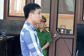 Kẻ giết 3 người muốn được tuyên tử hình, xin hát bài Éo le cuộc tình Kẻ giết 3 người muốn được tuyên tử hình, xin hát bài Éo le cuộc tình