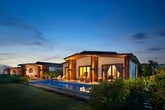 Chính sách khủng: “mua biệt thự, tặng condo, nhận combo lợi nhuận” Chính sách khủng: “mua biệt thự, tặng condo, nhận combo lợi nhuận”