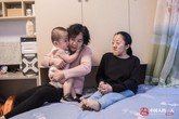 Cô gái "búp bê sứ" và những câu chuyện xúc động về tình mẫu tử Cô gái "búp bê sứ" và những câu chuyện xúc động về tình mẫu tử