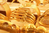 Giá vàng trong nước nhảy vọt theo đà tăng của thế giới Giá vàng trong nước nhảy vọt theo đà tăng của thế giới