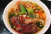 Cách làm bún bò Huế đơn giản tại nhà Cách làm bún bò Huế đơn giản tại nhà