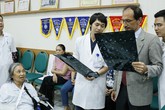 Người đầu tiên ở Việt Nam gãy xương tay phức tạp được chữa theo phương pháp từ Ý Người đầu tiên ở Việt Nam gãy xương tay phức tạp được chữa theo phương pháp từ Ý
