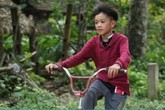 Chuyện cậu bé đạp xe 103 km từ Sơn La đến Hà Nội thăm em vào đề Văn Chuyện cậu bé đạp xe 103 km từ Sơn La đến Hà Nội thăm em vào đề Văn