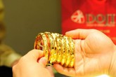 Giá vàng hôm nay 20/5: Chịu nhiều áp lực, vàng khó đoán định Giá vàng hôm nay 20/5: Chịu nhiều áp lực, vàng khó đoán định
