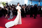 Vì sao Lý Nhã Kỳ không dự LHP Cannes như Ngọc Trinh năm nay? Vì sao Lý Nhã Kỳ không dự LHP Cannes như Ngọc Trinh năm nay?