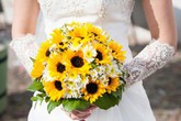Phó giám đốc ngoại tình, nhờ vợ đi 'giải quyết hậu quả' Phó giám đốc ngoại tình, nhờ vợ đi 'giải quyết hậu quả'