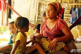 Bi kịch những đứa trẻ mang bệnh suốt đời từ hôn nhân cận huyết Bi kịch những đứa trẻ mang bệnh suốt đời từ hôn nhân cận huyết