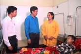Vụ học sinh và cô giáo bị đâm tại trường: Cần ngăn chặn các đối tượng lạ mặt vào trường học Vụ học sinh và cô giáo bị đâm tại trường: Cần ngăn chặn các đối tượng lạ mặt vào trường học