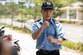 Ưng Hoàng Phúc: “Tôi ngồi xe lăn, mổ đi mổ lại 4 lần” Ưng Hoàng Phúc: “Tôi ngồi xe lăn, mổ đi mổ lại 4 lần”