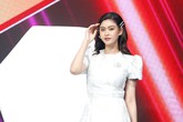 Khi lên cơn ghen, Trương Quỳnh Anh chọn 'lớn tiếng và động tay động chân' Khi lên cơn ghen, Trương Quỳnh Anh chọn 'lớn tiếng và động tay động chân'