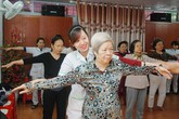 Chất lượng dân số người cao tuổi của Việt Nam rất cần được quan tâm Chất lượng dân số người cao tuổi của Việt Nam rất cần được quan tâm