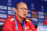 HLV Park Hang-seo: 'Tôi không đòi tăng lương' HLV Park Hang-seo: 'Tôi không đòi tăng lương'