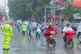 Miền Bắc và miền Trung sắp đón mưa dông sau những ngày nắng đổ lửa Miền Bắc và miền Trung sắp đón mưa dông sau những ngày nắng đổ lửa